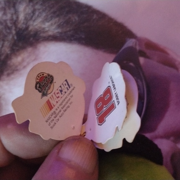 NASCAR Autograph and framed picture - Picture 3 of 3